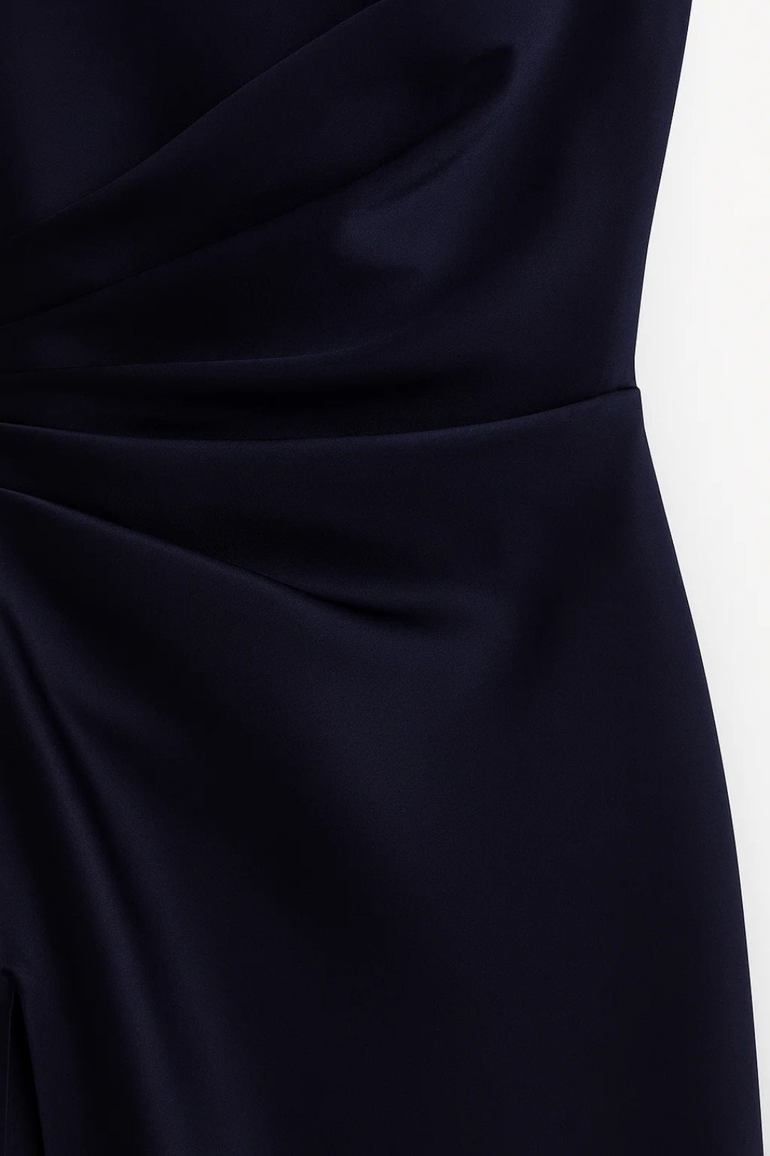 Blå damklänning one shoulder med hög slits för fest och sommar