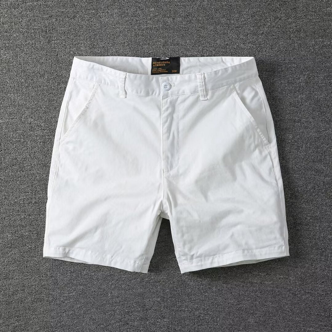 Klassiska vita herrshorts för sommaren