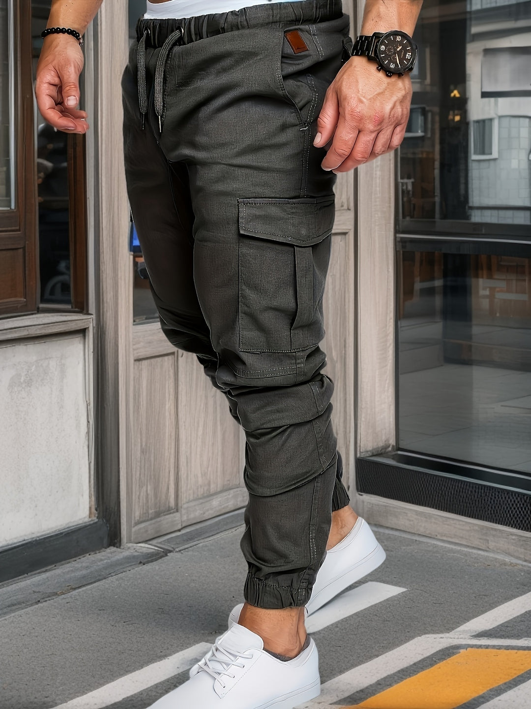 Gröna herr cargo jogger med rak passform och bekväm elastisk midja för casual stil