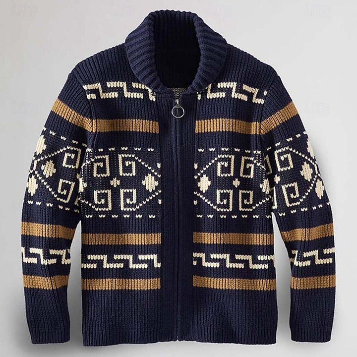 Mönstrad marinblå zip-cardigan för herrar framifrån mot ljus bakgrund