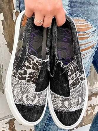 Bekväma sandaler för varma dagar med snygg sommarlook