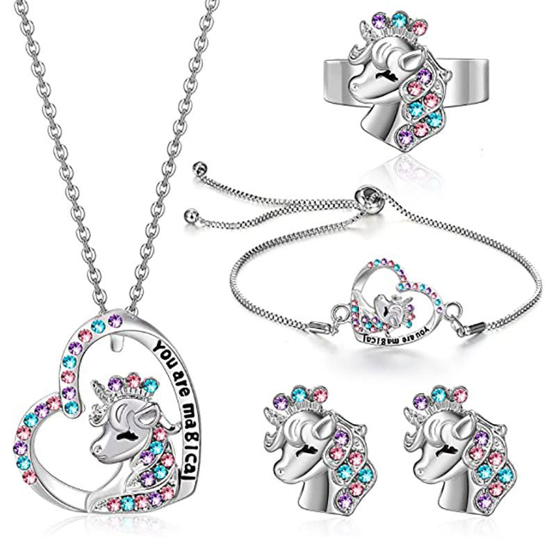 "Glittrande enhörningshalsband och örhängen för flickor med färgglada Cubic Zirconia kristaller, perfekt accessoar."
