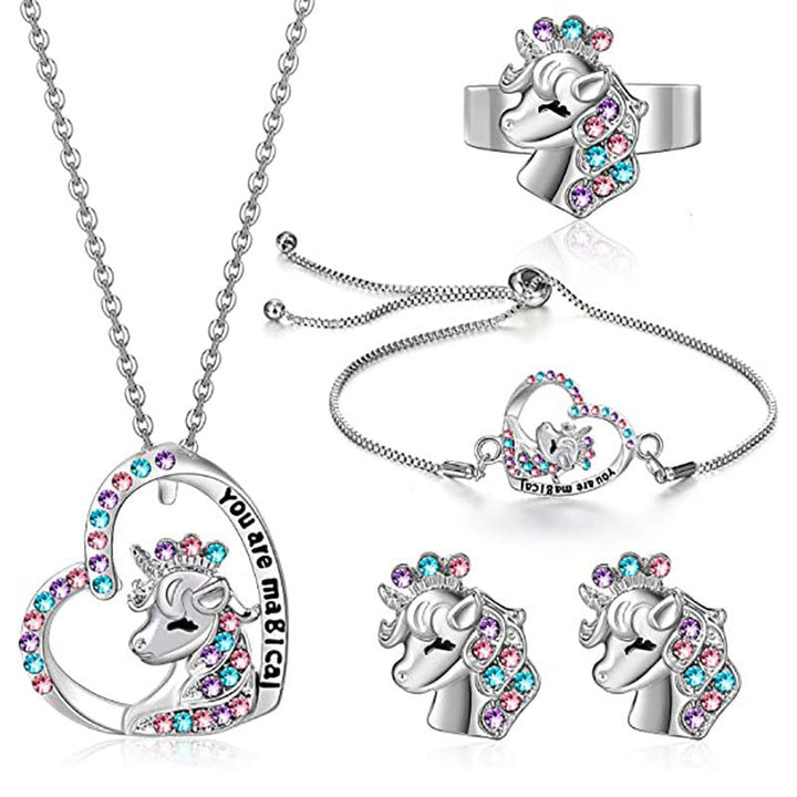 "Glittrande enhörningshalsband och örhängen för flickor med färgglada Cubic Zirconia kristaller, perfekt accessoar."