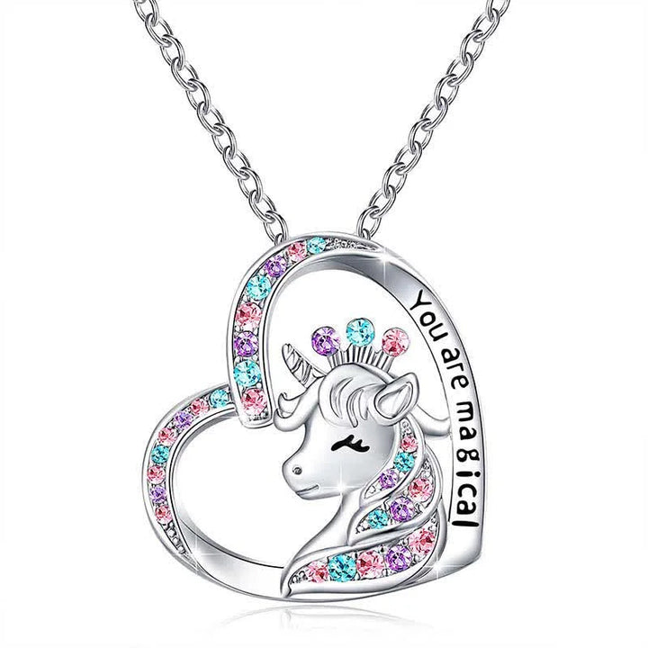 "Glittrande enhörningshalsband och örhängen för flickor med färgglada Cubic Zirconia kristaller, perfekt accessoar."