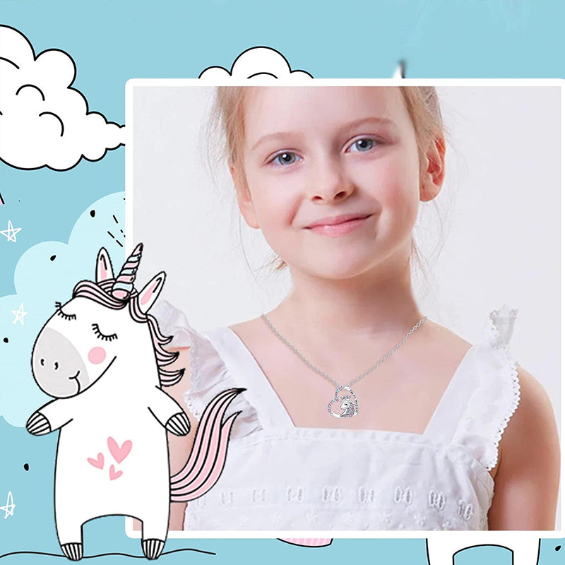 "Glittrande enhörningshalsband och örhängen för flickor med färgglada Cubic Zirconia kristaller, perfekt accessoar."