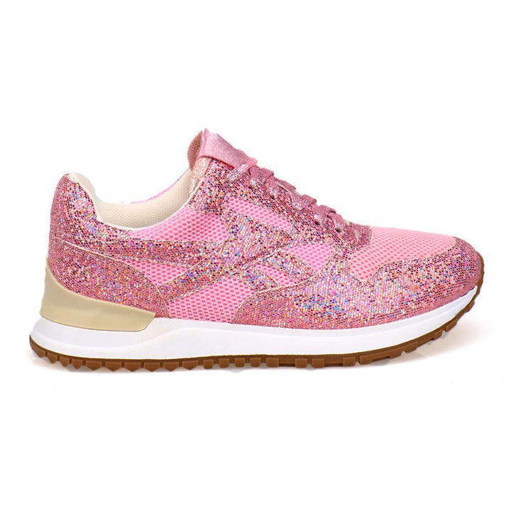 Gnistrande damsneakers med kristaller i blå, rosa och vit, elegant designad för stil och komfort.