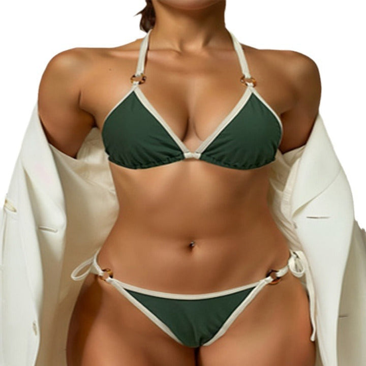 Tvådelat grönt triangel bikini set för dam, med justerbara band för optimal komfort.