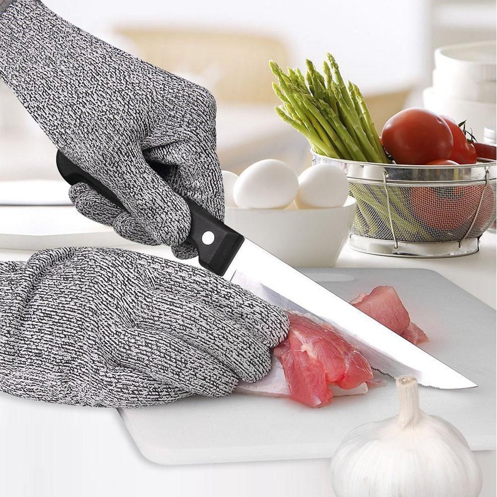 "Grå skärbeständiga handskar i HDPE med ergonomisk design, perfekta för säker matlagning och hantverk."