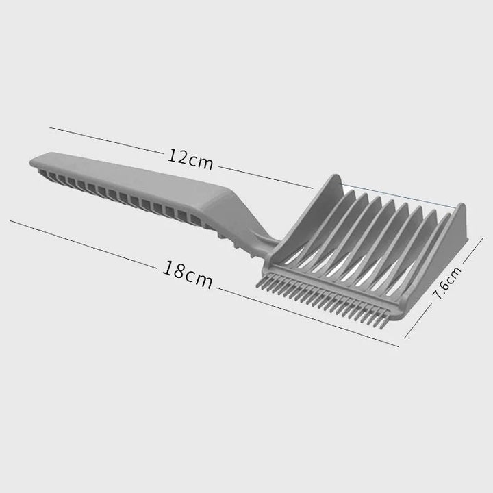 "Gradient frisyrkam för män, elegant med ergonomiskt grepp och hållbara, antistatiska kamtänder för professionell användning.