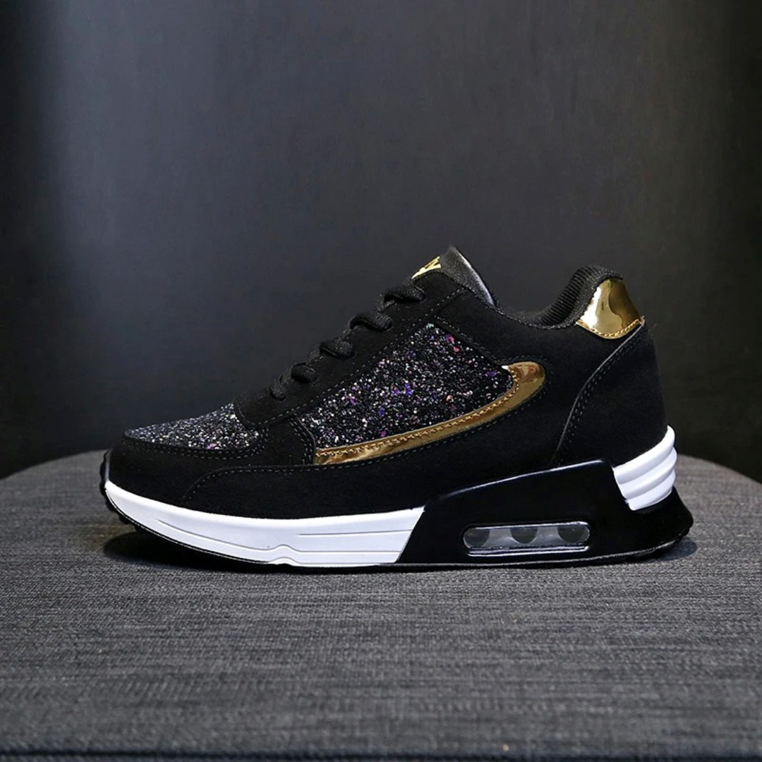 Damsneakers i guld, hög modell. Ortopediska för komfort och ett stilrent, sportigt uttryck.