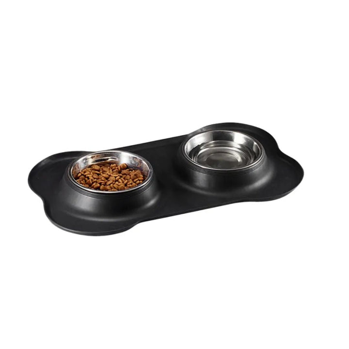 Elegant dubbel hundskål med stabilt silikonunderlägg. Perfekt för servering av hundmat och färskt vatten.