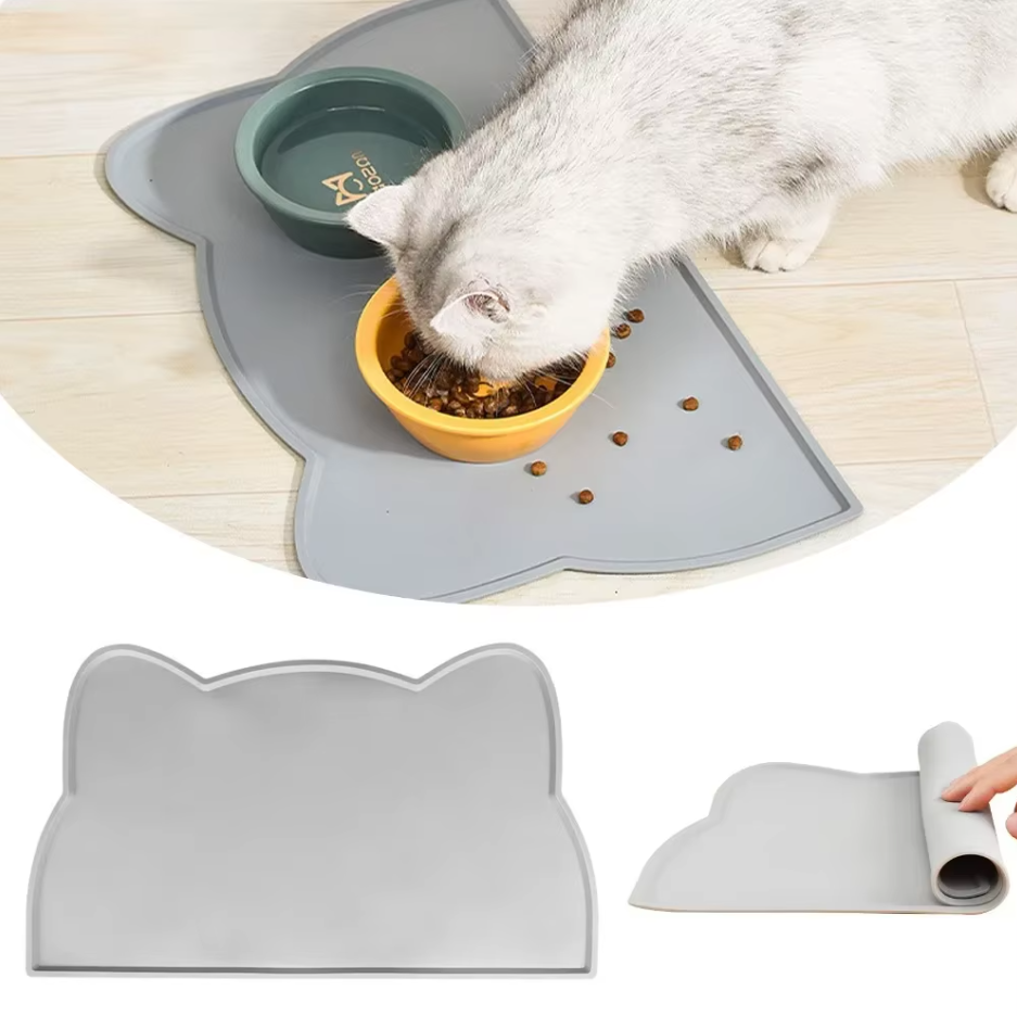 Halkfri silikonmatta för kattskålar, håller foderplatsen ren från spill och ger hygien åt din innekatt.