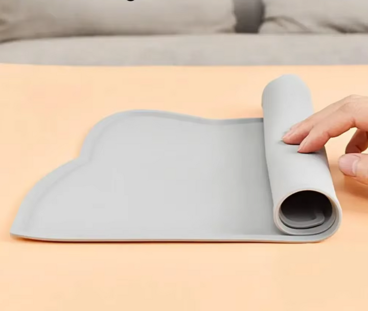 Hygienisk kattmatta, halkfri design håller skålar på plats för en ren och städad foderplats. Ett måste för husdjur.