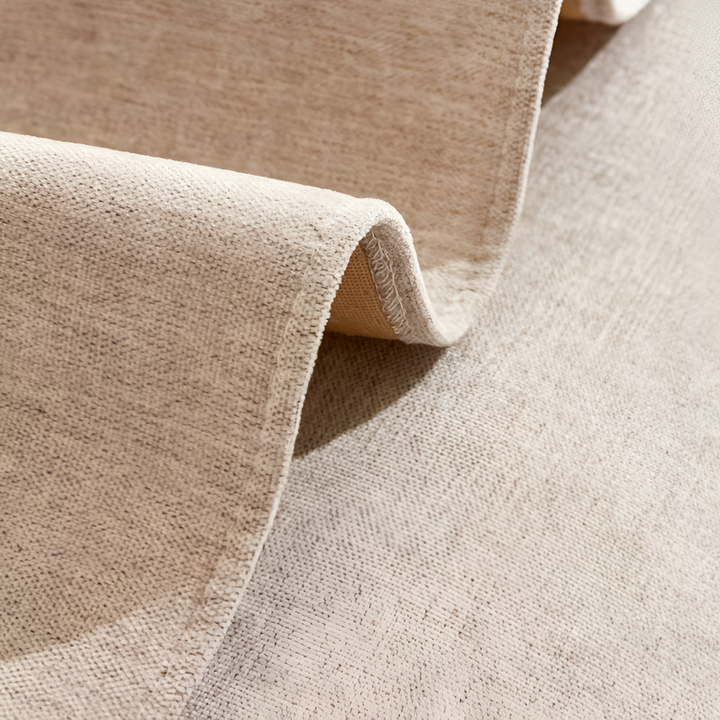 Chenille sofföverdrag i högkvalitativ textil som skyddar & förskönar. Halkfri design, idealisk för heminredning.