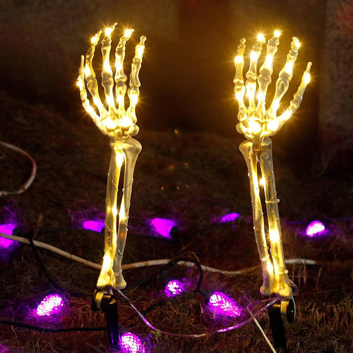 Halloween spökljus för trädgården, solcellsdriven, ser ut som ett vitt spöke från marken. UV-beständig plast.