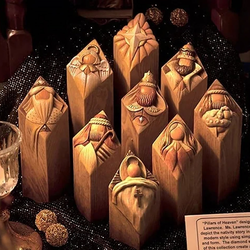 Handgjorda julkrubbestatyer i harts, traditionella figurer som Maria och Josef i detaljrik stil.