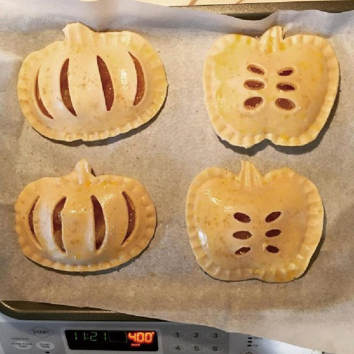 Handpajformar för bakning med pumpa, äpple, ekollon design, ABS-material, höstmotiv, perfekta för små pajer