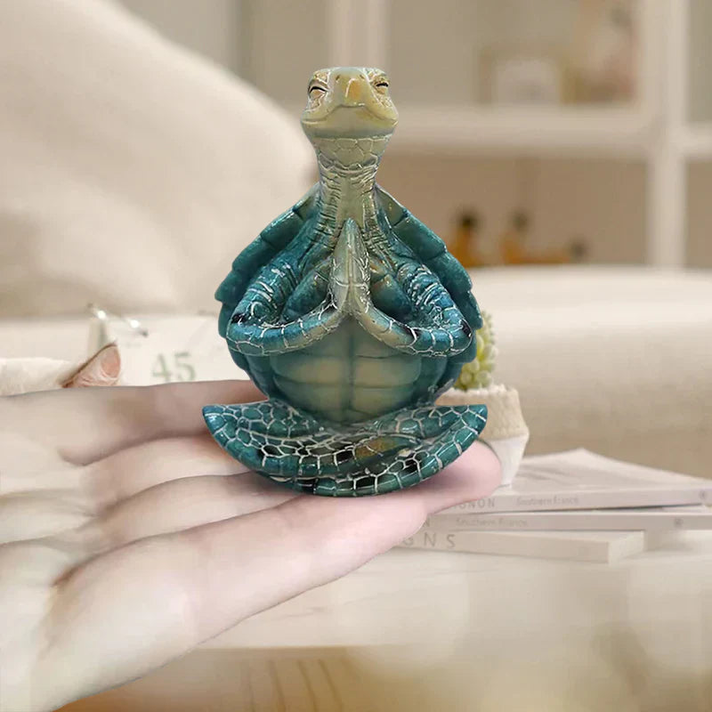 Harmonisk meditationsskulptur, havssköldpadda i resin, idealisk för inredning, symboliserar zen och tålamod.