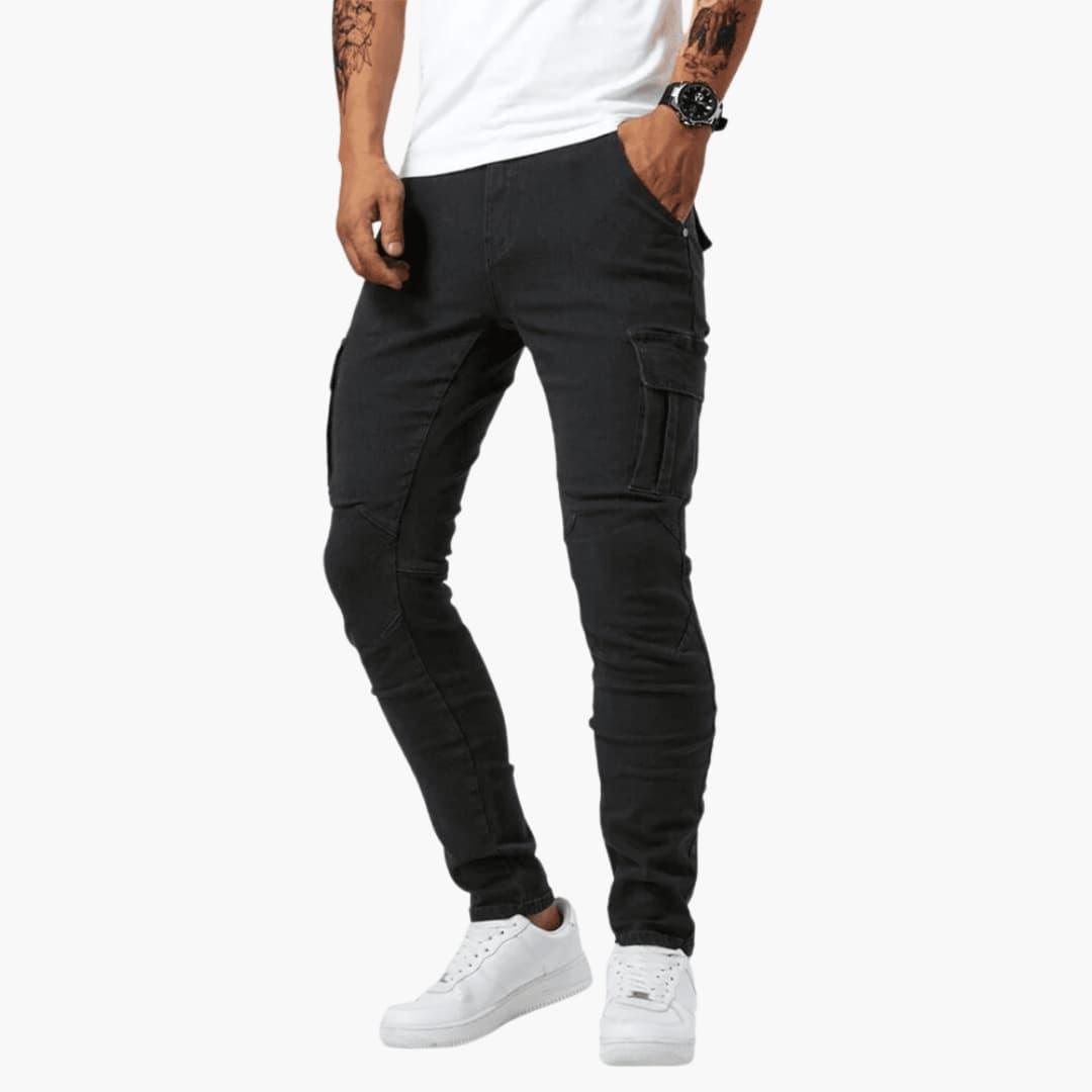 Gråa herr cargojeans med stretch och sidofickor. Mångsidiga vardagsbyxor för en avslappnad och modern look.