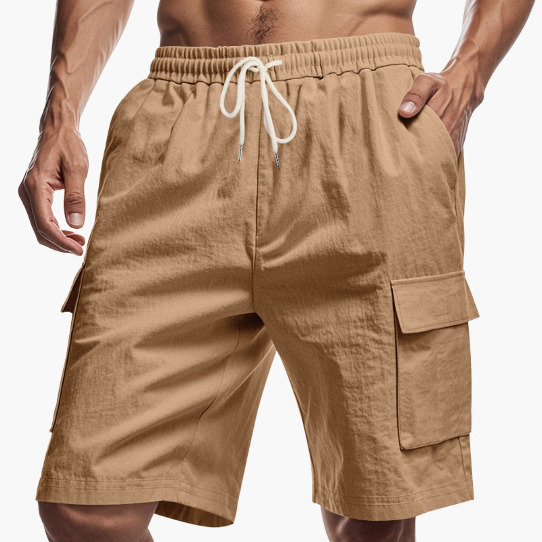 Herr-cargoshorts med justerbar dragsko & många praktiska fickor, ideal för fritid & sommar.
