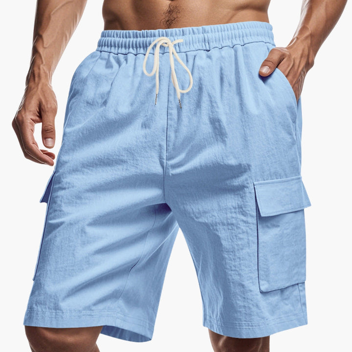 Herr-cargoshorts för sommarfritid med rikligt med praktiska fickor och bekväm justerbar dragsko.