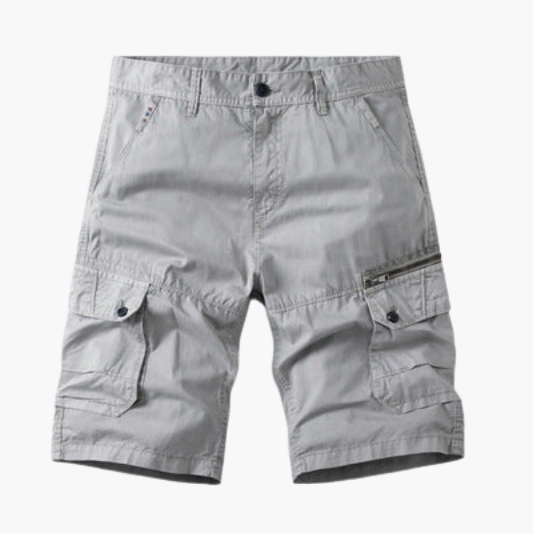 Herr cargoshorts med praktiska fickor för mångsidig casual sommarstil. Bekväma herrshorts, perfekta för utomhusbruk.