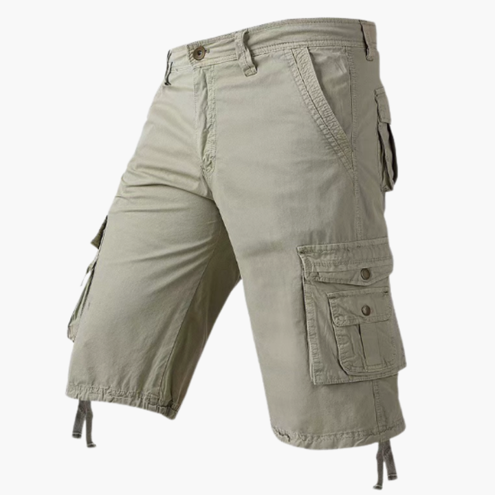 Herr cropped cargo shorts med justerbar fåll i beige. Perfekta fritidsshorts för bekväm vardagsstil.
