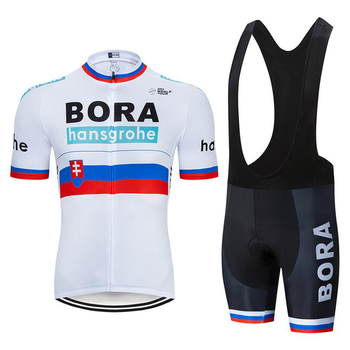 "Herr cykelset med kortärmad tröja och shorts i mesh och Lycra, andas och snabbtorkar, perfekt för cykeläventyr."
