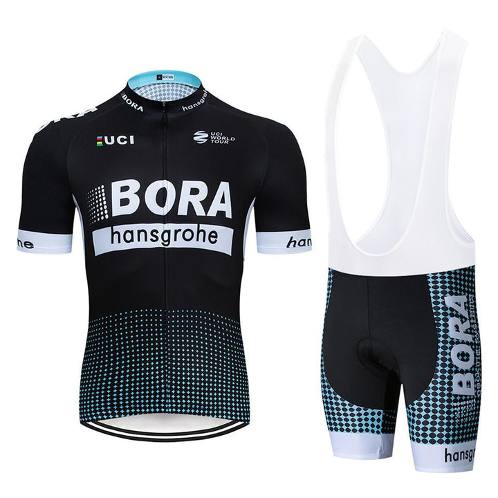 "Herr cykelset med kortärmad tröja och shorts i mesh och Lycra, andas och snabbtorkar, perfekt för cykeläventyr."