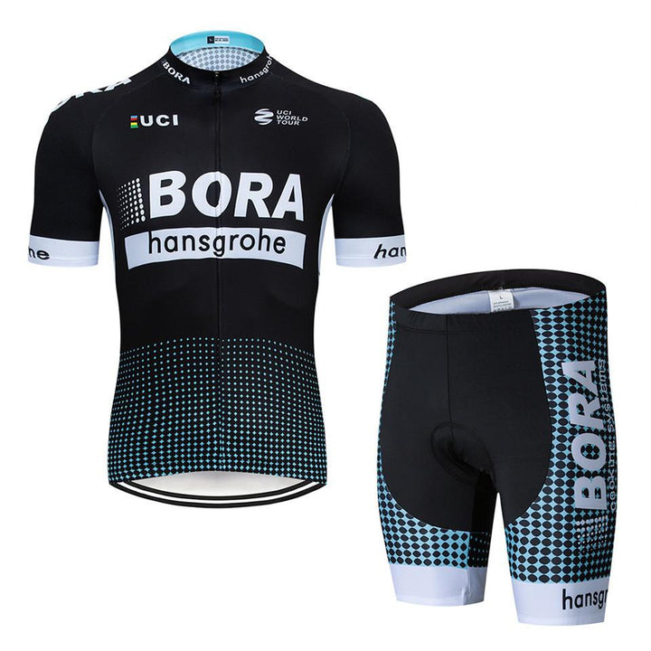 "Herr cykelset med kortärmad tröja och shorts i mesh och Lycra, andas och snabbtorkar, perfekt för cykeläventyr."