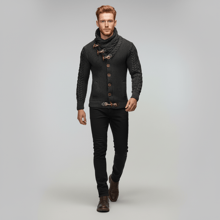 Retroinspirerad grovstickad cardigan Nicholas för män. Trendigt och skönt stickat plagg.