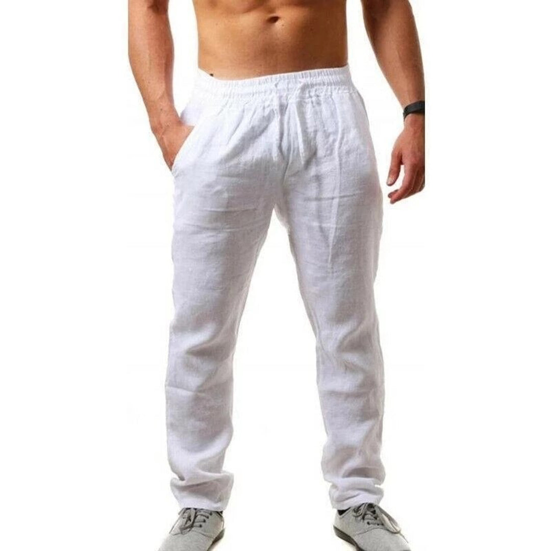 Luftiga herrbyxor med elegant fall, bekväma för sommarbruk och en ledig stil.