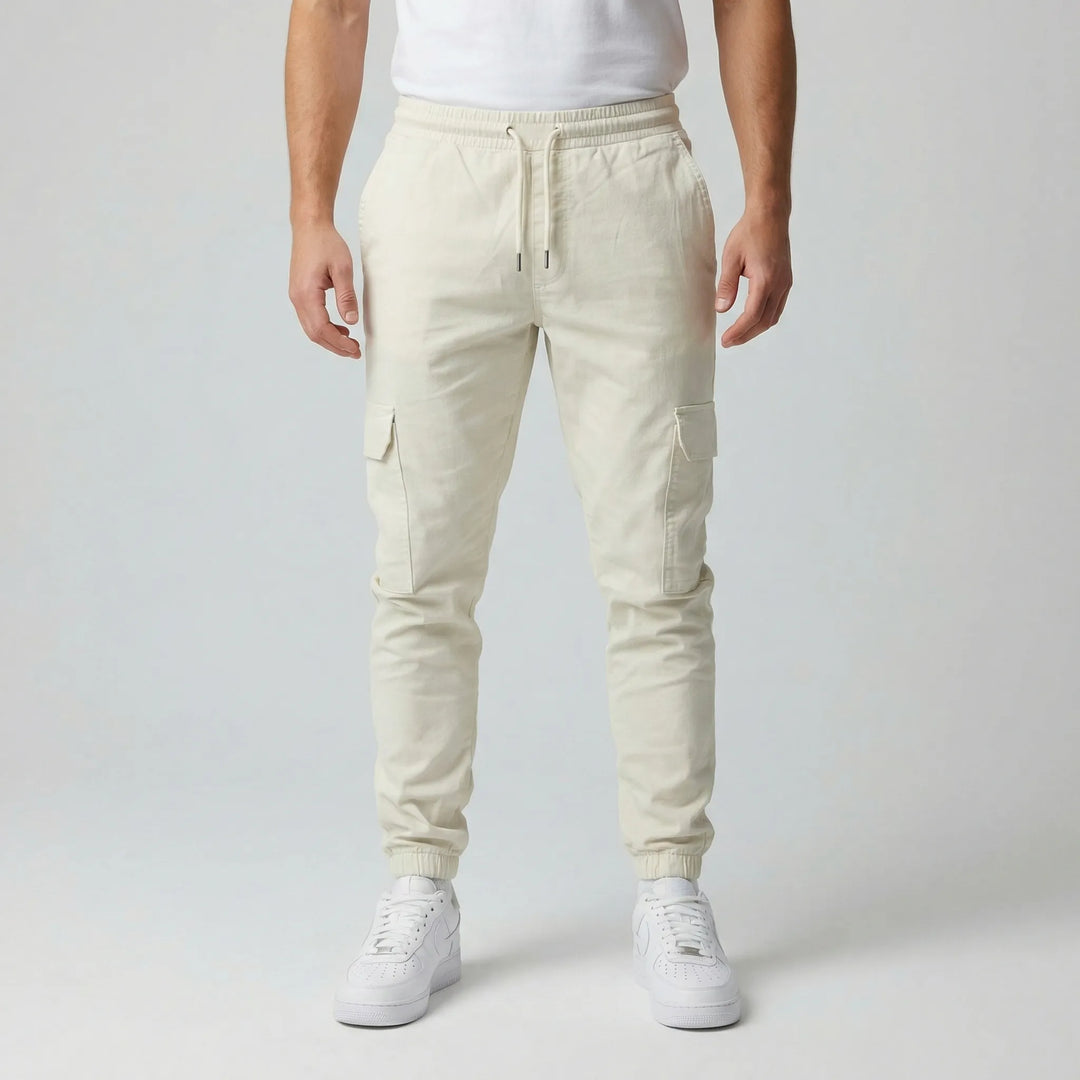 Bekväma herr Slim Tapered Cargo joggerbyxor. Perfekta fritidsbyxor för avslappnad, trendig look.