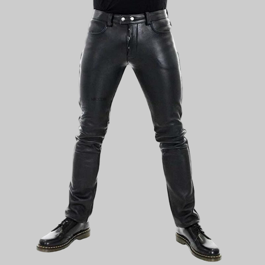 Herr smalskurna svarta byxor Adriano, eleganta slimfit för kontor och kväll. Mångsidiga affärsbyxor.