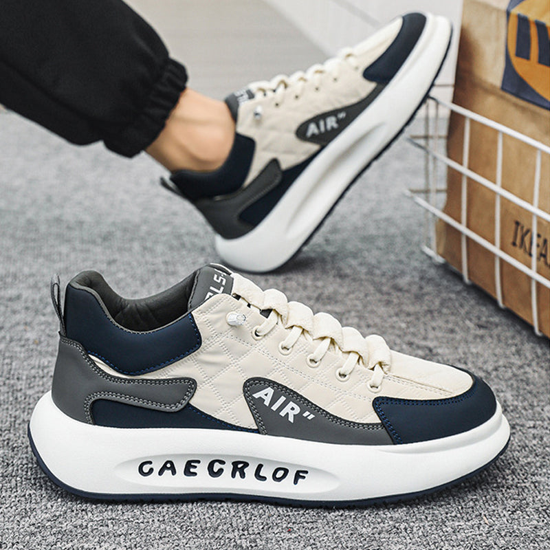 Herr Sneakers med tjock sula i beige, grå och svart. Elegant design, slitstark och bekväm, perfekt för sport och vardag.
