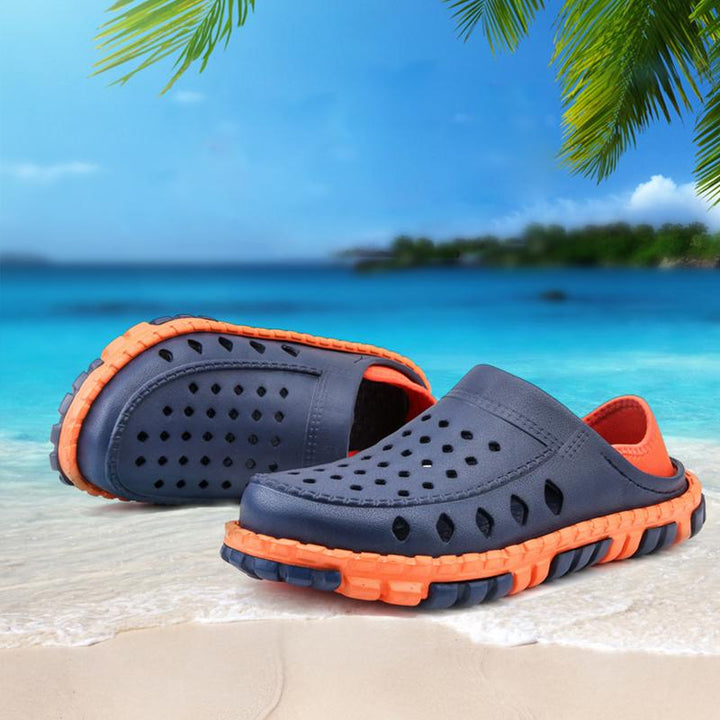 Herr sommarsandaler med andningsbar design, lätt EVM-material och halksäker tredimensionell fiskbenssula.