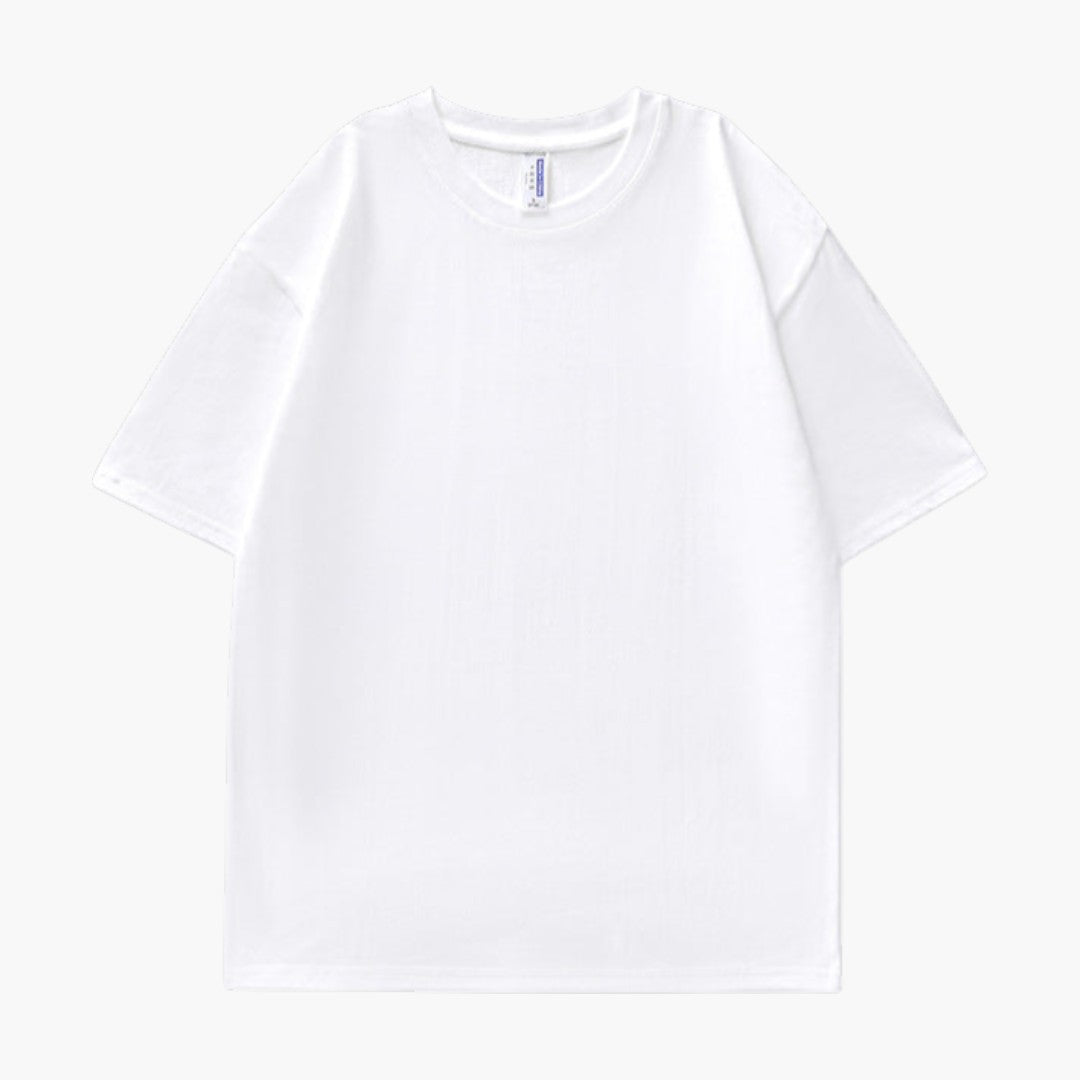 Herr t-shirt med korta ärmar & rund hals. Ett tidlöst, enfärgat basplagg som enkelt matchas för ledig stil.