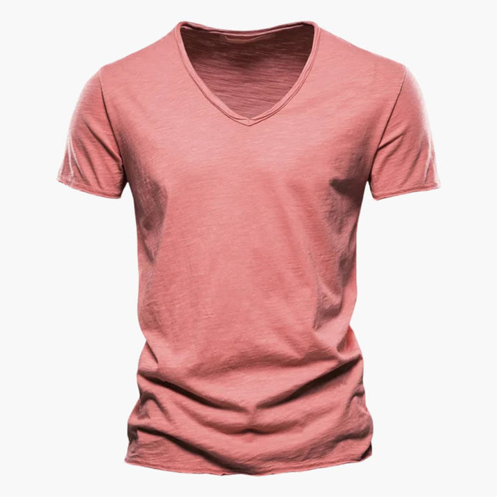 Herr t-shirt med V-ringning och korta ärmar. Enfärgad, bekvämt vardagsplagg för stilren look.