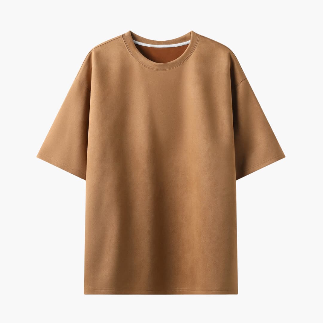 Stilren herr t-shirt med avslappnad passform och rund hals. Mångsidig kortärmad för vardag och casual herrmode.