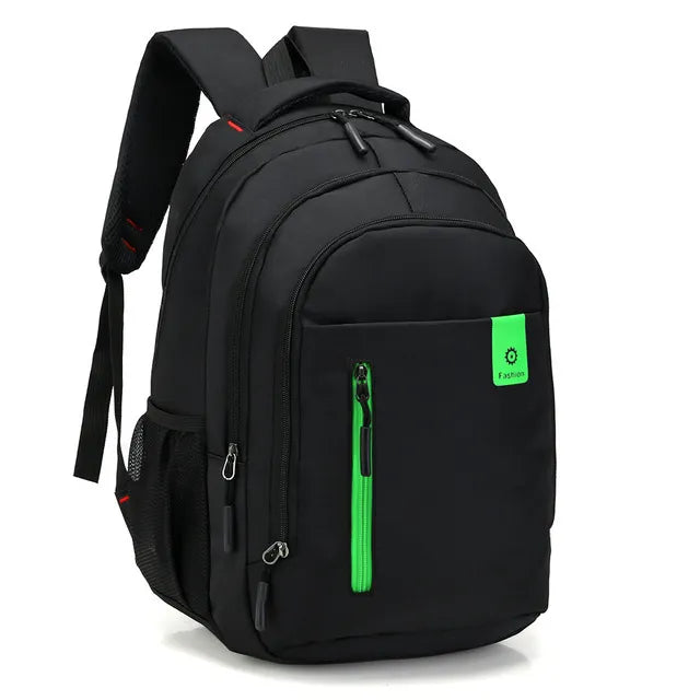 Vattentät businessväska för herrar, säker för laptop och dokument.