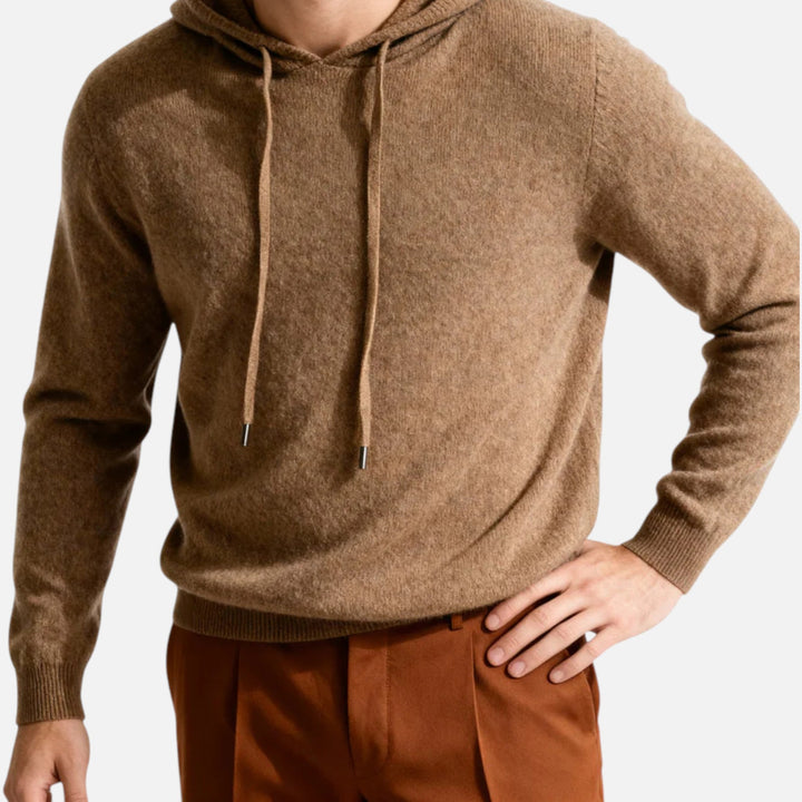 Herrars minimalistiska lyx hoodtröja för elegant vardagsstil, perfekt för höst/vintermode.