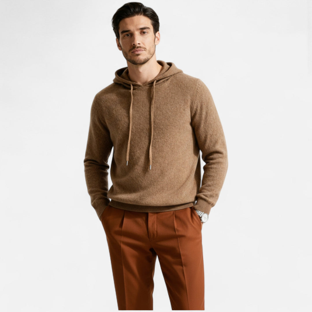Bekväm herr hoodtröja i minimalistisk lyxig design. Idealisk för lager-på-lager och stilren vardag.