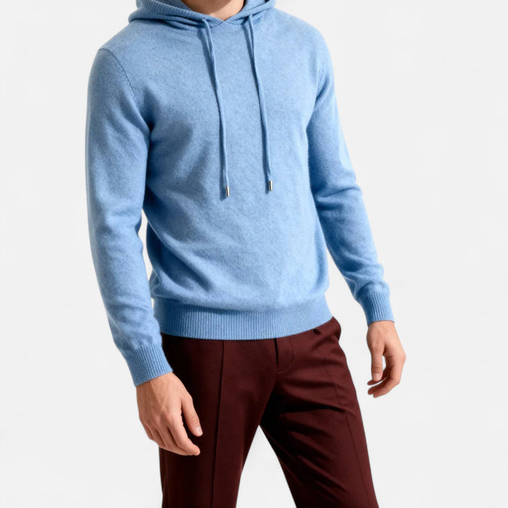 Elegant minimalistisk hoodtröja för herr. Lyxig bekvämlighet, perfekt för stilrent vardagsmode.