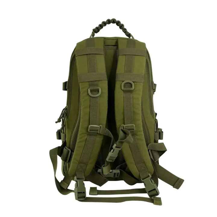 Mångsidig taktisk herrryggsäck, perfekt för militär, camping & vinterpackning med stor kapacitet.