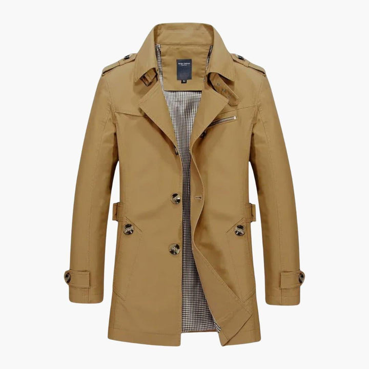 Lång herrkappa, klassisk trenchcoat i beige tyg med bälte, perfekt för höst- och vårmode.