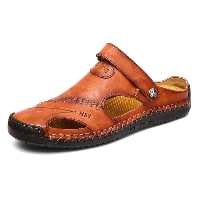Komfortabla herr sandaler med sluten tå för alla aktiviteter. Jake modell med fotvalvsstöd.