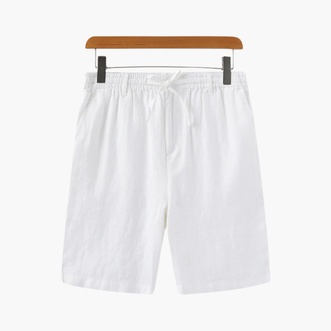 Beiga herrshorts med bekväm elastisk midja och dragsko. Praktiska vardagsshorts med fickor för sommaren.