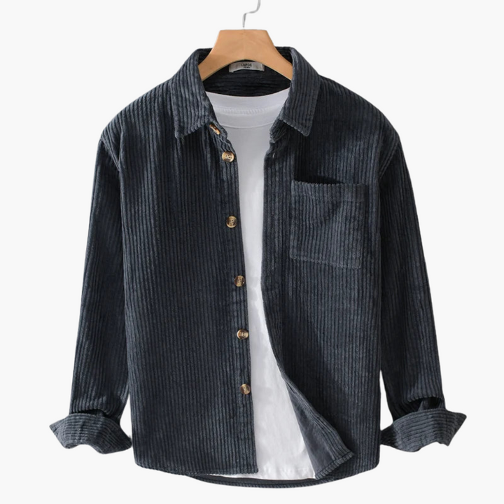Grön herrskjorta overshirt med oversized passform. Idealisk för fritid och stilren herrmode.