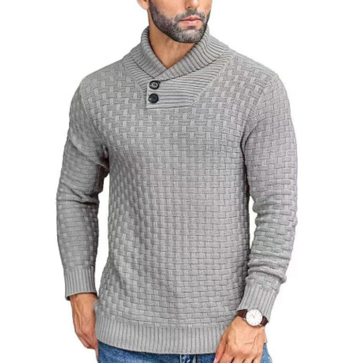 Stilren mönstrad herrtröja med elegant stickat mönster & sjalkrage. Förhöjer herrmode.
