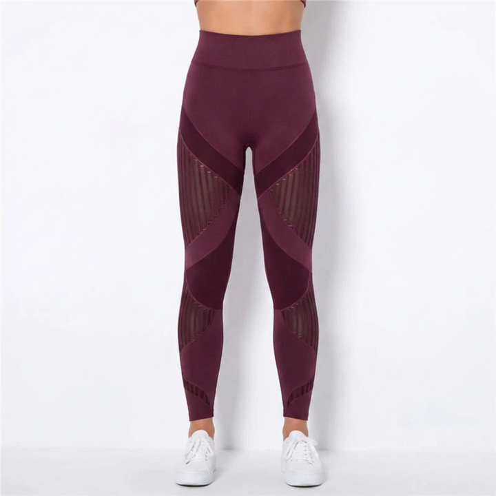 Detaljbild på tyg och hög midja på sömlösa leggings för träning